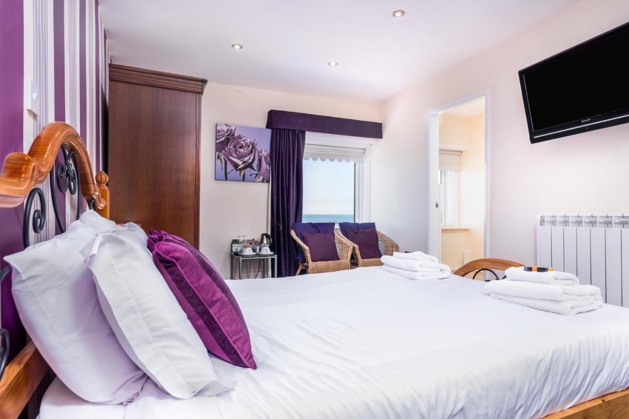 וויטבי Riviera Guesthouse מראה חיצוני תמונה